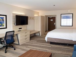 Holiday Inn Express & Suites Marion