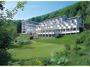 AKZENT Waldhotel Rheingau