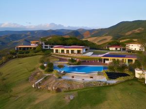 Vida Mountain Resort & Spa Adults Only