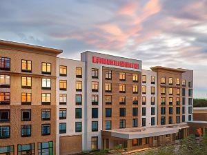 Hilton Garden Inn Grapevine at Silverlake Crossings