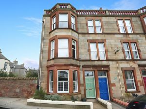 Joivy Luxury House with Patio Next to North Berwick Beach