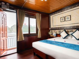 Swan Cruises Halong