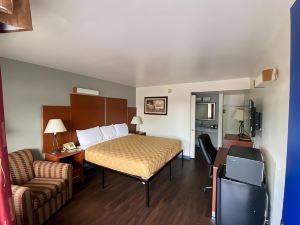 Travelodge by Wyndham Albuquerque West