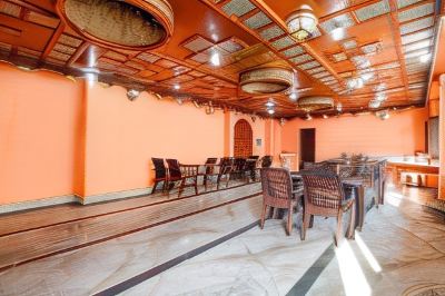 Restaurant Kashmir Hill Town Photo