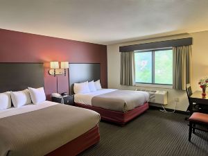 Blossom Hotel & Suites Traverse City