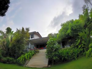 Hibiscus Villa