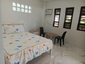 MaNel Guest House Hotel