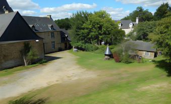 Logis Hôtel Lodge la Valette