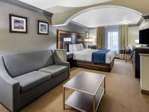 Comfort Inn & Suites Near Universal - N Hollywood - Burbank