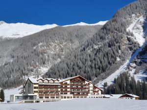 Hotel Weisseespitze