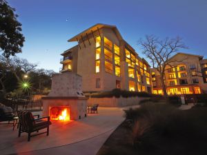 Courtyard New Braunfels River Village