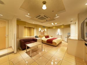 Hotel Luna Ikeda (Adult Only)