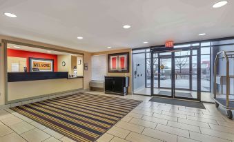 Extended Stay America Suites - Chicago - Lombard - Yorktown Center