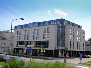 Business Hotel Astrum Laus