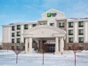 Holiday Inn Express & Suites Bismarck