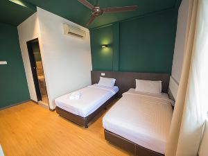 Room V Jalan Jenang by Secoms