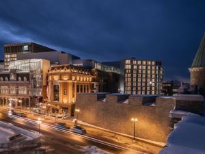 Le Capitole Hotel