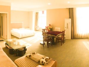 Xinyang Hongda Business Hotel