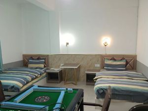 Green Spring Terrace Travel Hotel