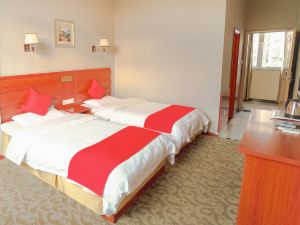 Huaining huaxing run business hotel