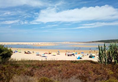 Lagoa de Albufeira Beach