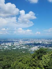 Chaloem Phra Kiat Pavilion Viewpoint