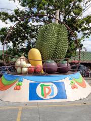 Thapong Fruit Market