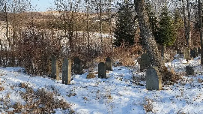 2_Jewish cemetery