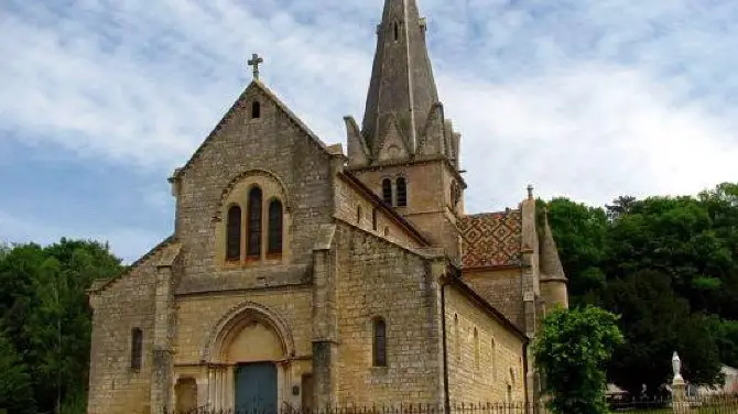 Église Saint-Remi de Beaujeu