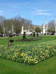 Queen Mary's Gardens