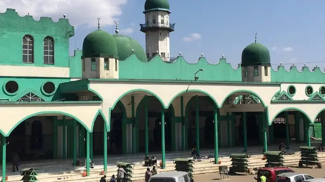 2_Grand Anwar Mosque