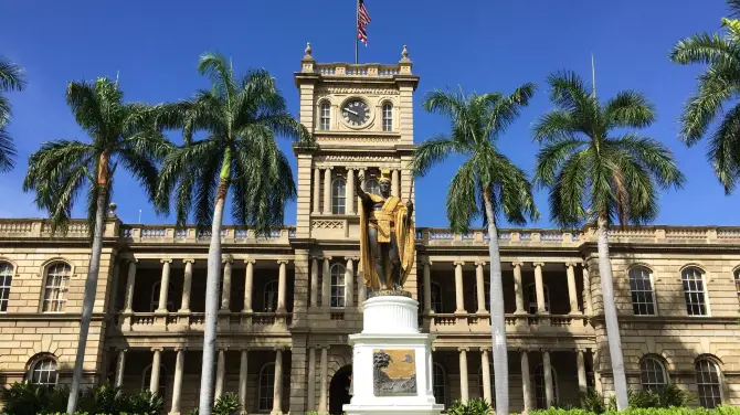 4_King Kamehameha Statue