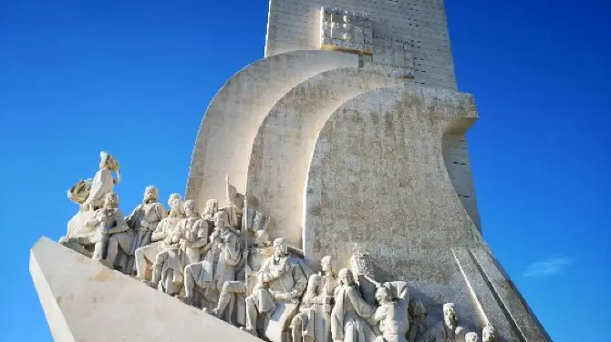 2_Monument to the Discoveries