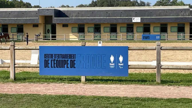 5_Saumur Riding Academy