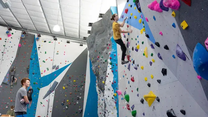 5_CLIMB Woodlands Indoor Rock Climbing & Bouldering