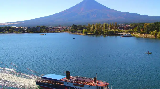 4_Ensoleille Excursion Ship Pleasure Boat Kawaguchiko