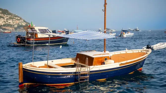 5_Positano Boats