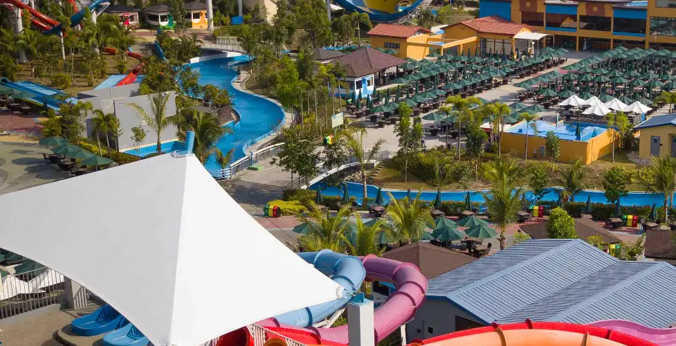 Aqua Planet is the biggest water park in the Philippines with over 38 slides and attractions