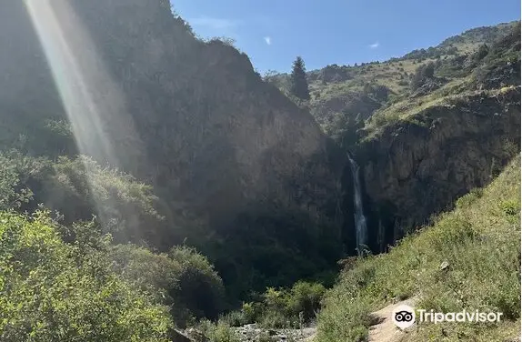 Kegety Waterfall