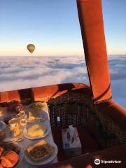 Ciel d'Afrique Hot Air Ballooning