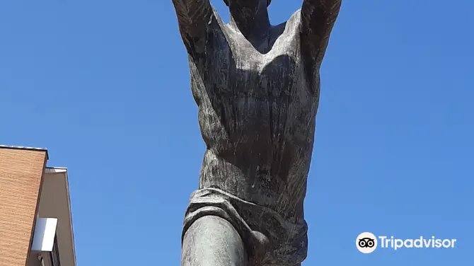 2_Monument to Miquel Biada