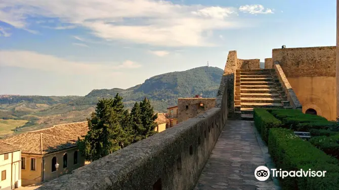 1_Santa Severina Castle