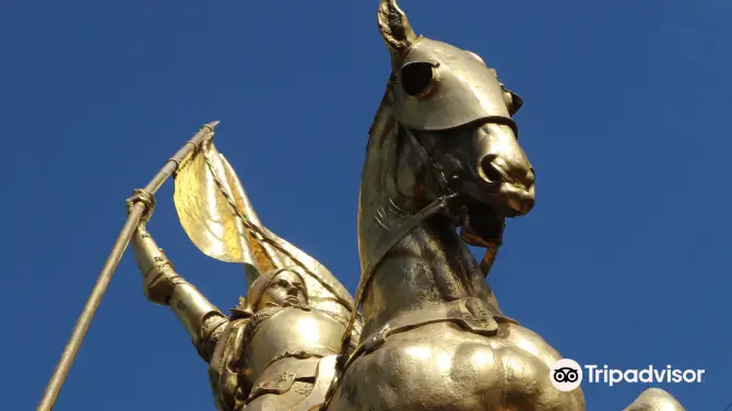 4_Joan of Arc Statue