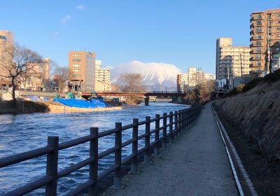 Kaiunbashi Bridge