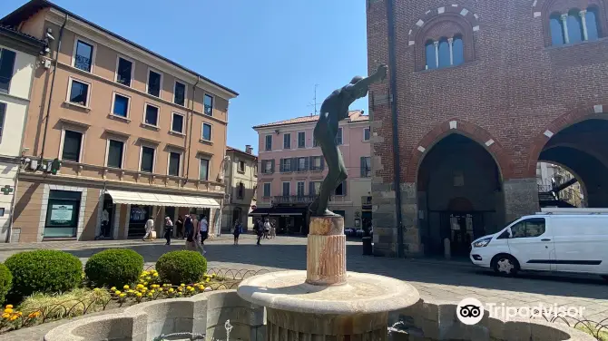 3_Fontana delle Rane