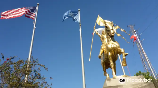 1_Joan of Arc Statue