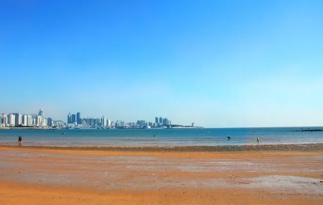 Recommended Beaches in Qingdao, The Blue Sea and Sky That You Shouldn’t Miss