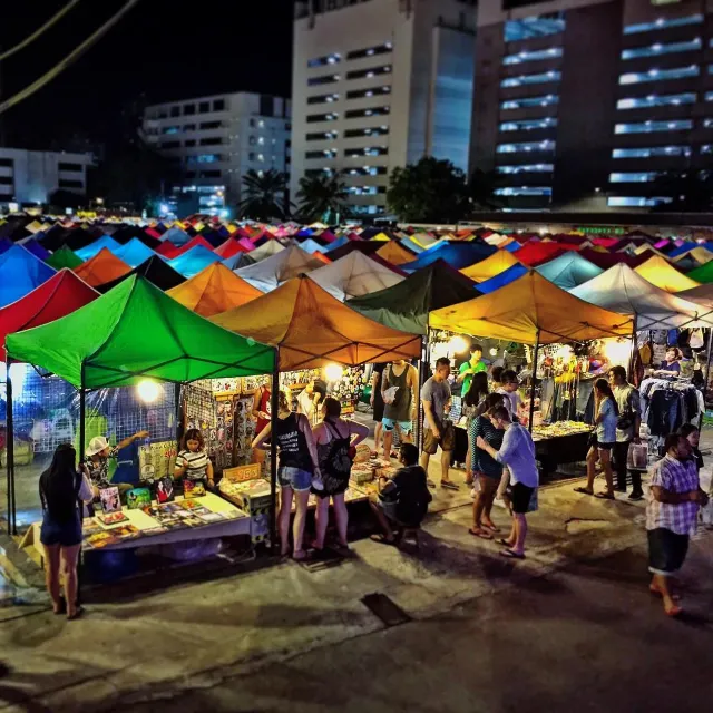 【曼谷夜市】必去的8大曼谷熱門夜市