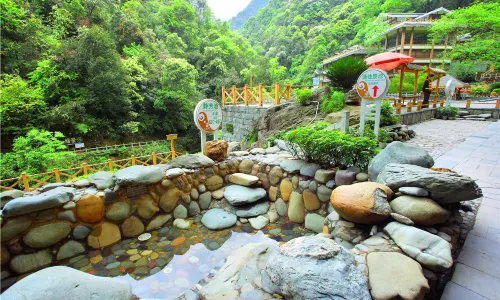 Longsheng Hot Spring