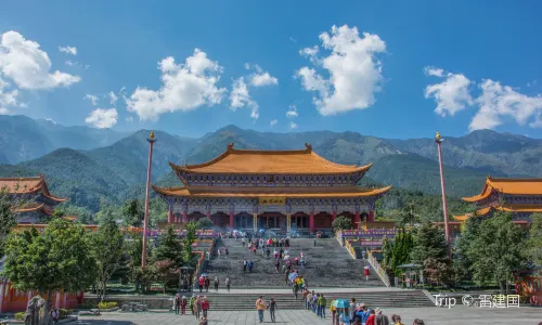 The Chongsheng Temple And The Three-Pagoda Culture Tourist Area